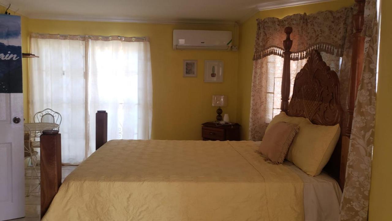 Eve'S Rockaway Villa Alligator Pond Village Exterior photo